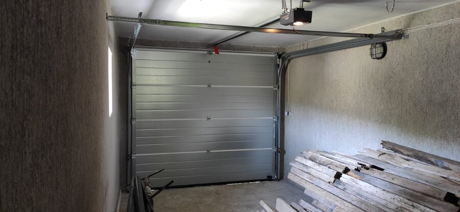 Τοποθέτηση γκαραζόπορτας Hörmann — Control Hellas