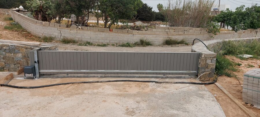 Γκαραζόπορτα sectional Hörmann — Control Hellas