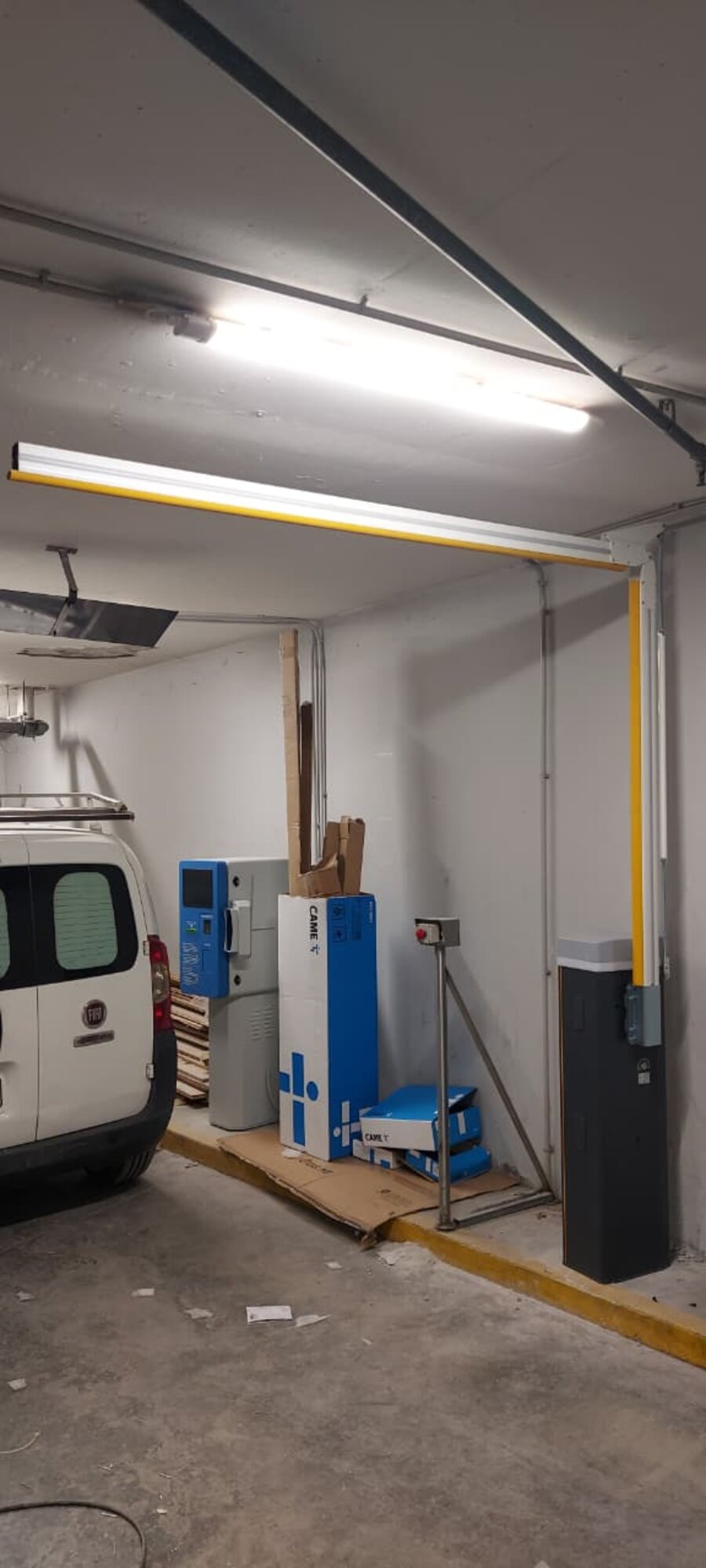 Αυτόματη πόρτα αποθήκης — Control Hellas Αττική